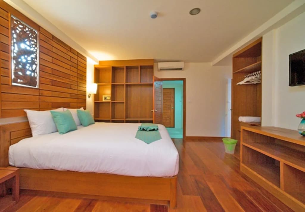 Meet Holiday Hotel - photo 3