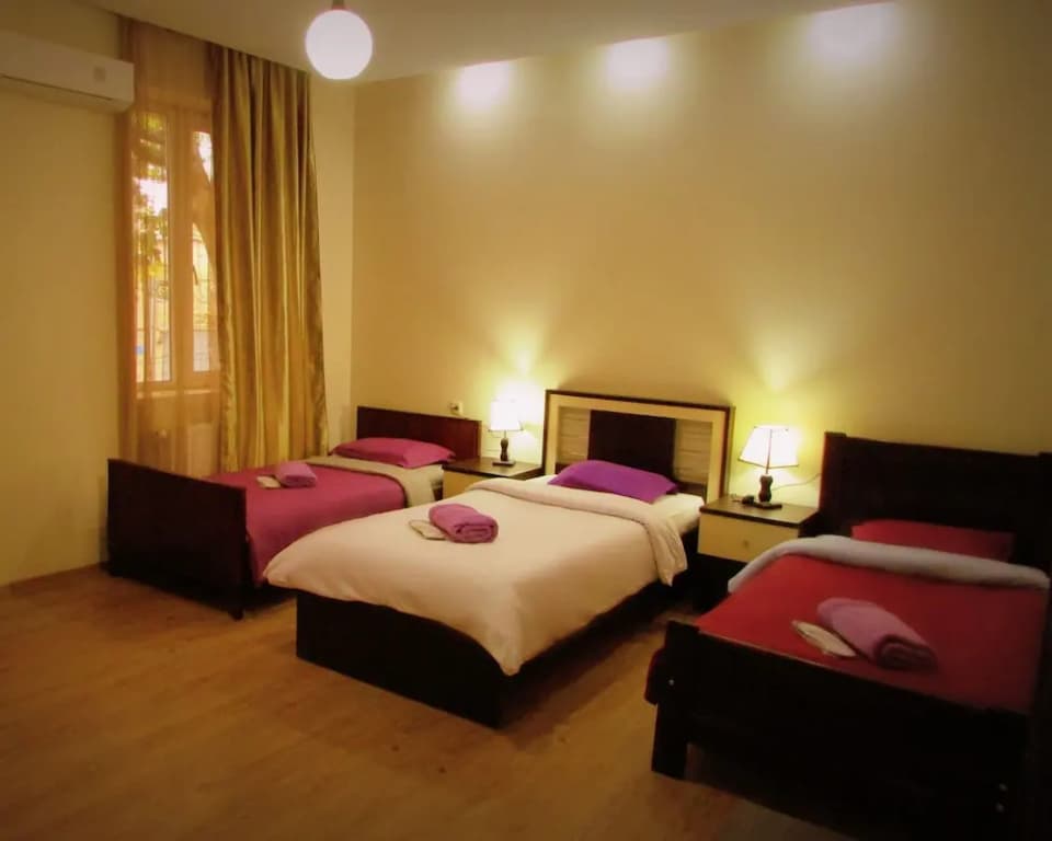 Hotel Monaco - photo 6