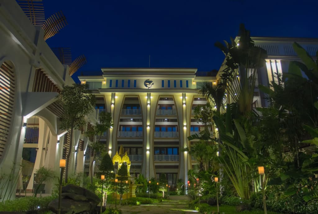 The Night Hotel - main photo