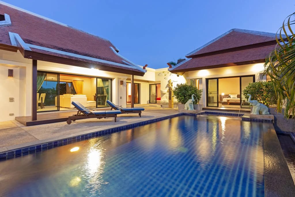 Boutique 3BR Pool Villa Bianca NaiHarn - photo 12