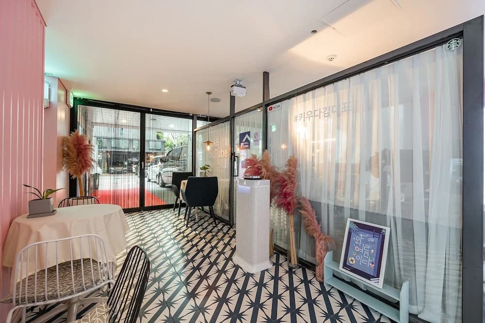 Jamsil Eppeuda Hotel - photo 8