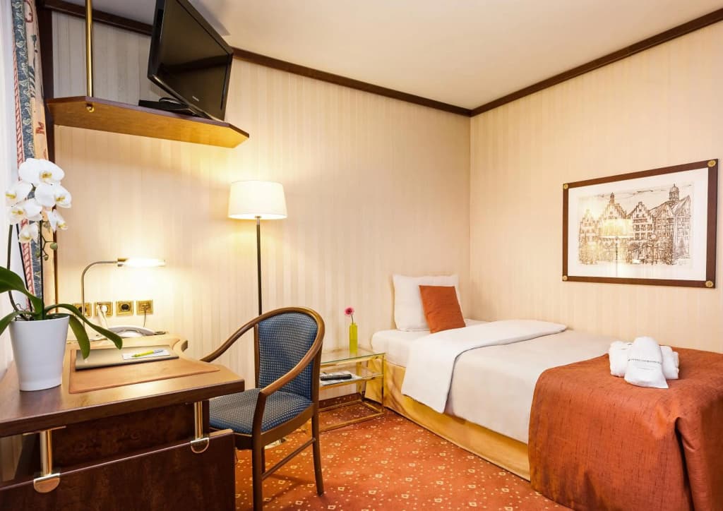 Living Hotel Berlin Mitte - photo 4