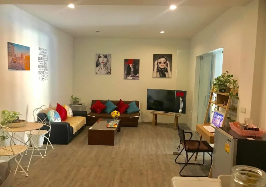 Mr Travel Hostel - photo 7