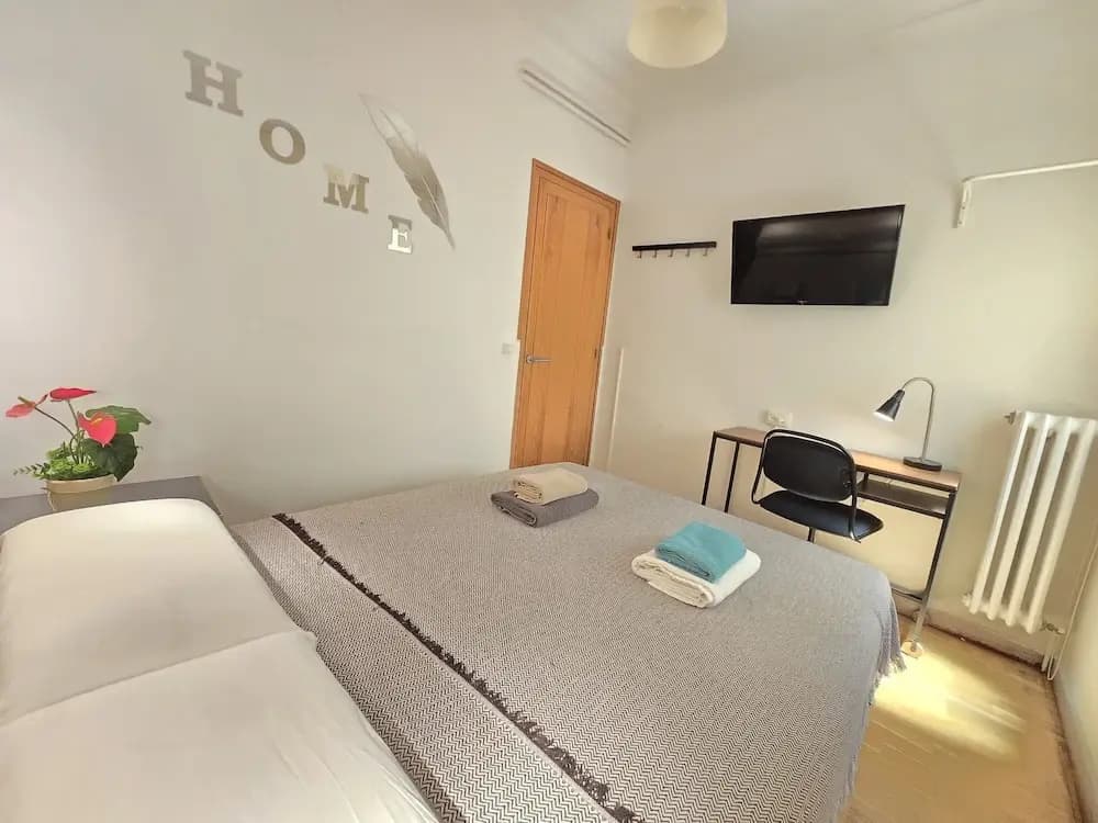 Rooms Nuevo Balmes - photo 14