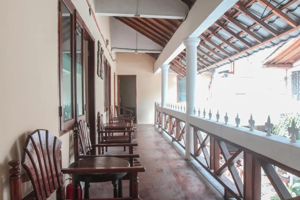 OYO 146 Menteng Residence Near Kementerian Perencanaan Pembangunan Nasional/Badan Perencanaan Pembangunan Nasional (Kementerian PPN/Bappenas) - photo 7