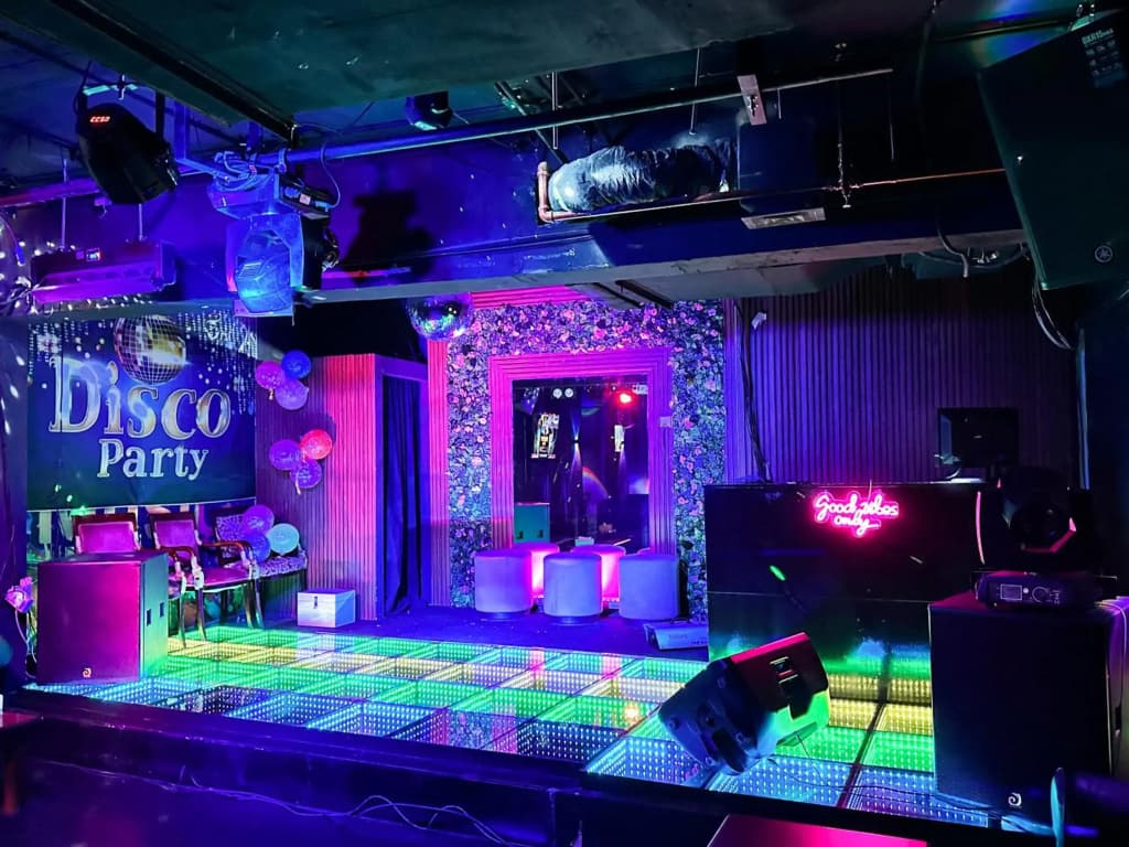 Victoria Hotel - photo 24