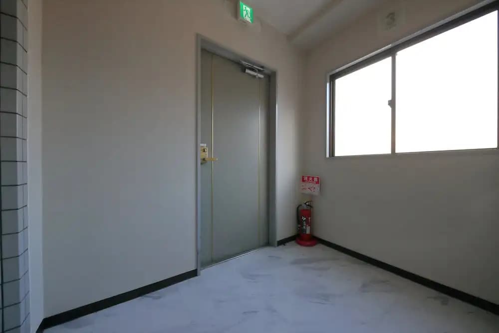 Osaka Namba Rakuraku Hotel - photo 11