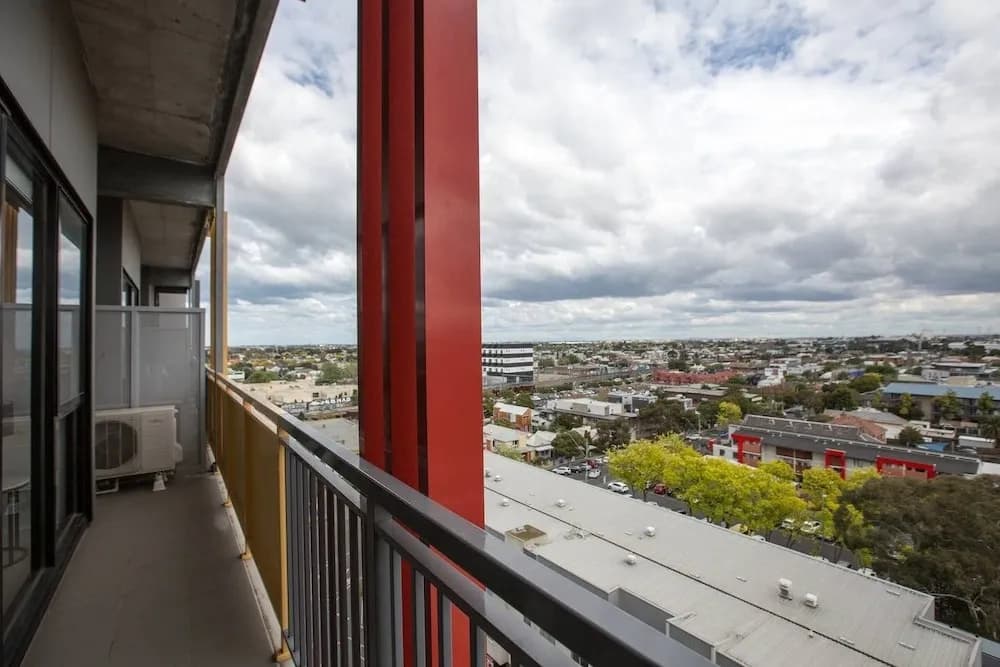 Elegant 2br@footscray Station - photo 8