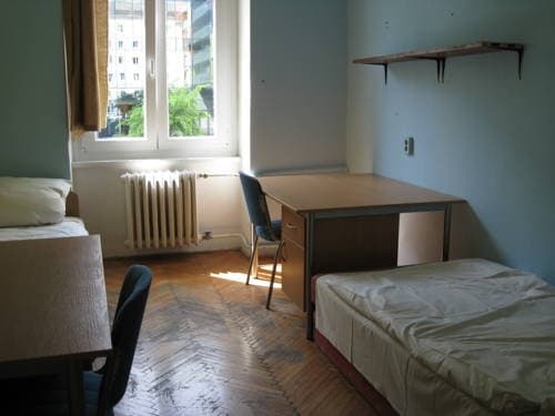 City Hostel Flora - photo 14