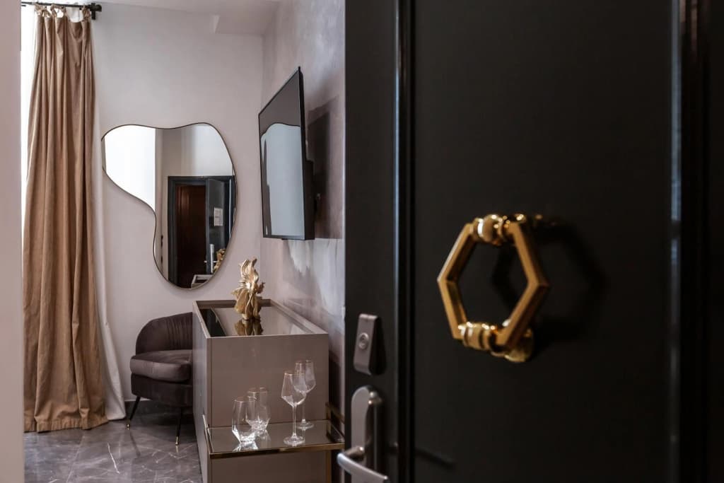 Daphne Luxury Suites - photo 36