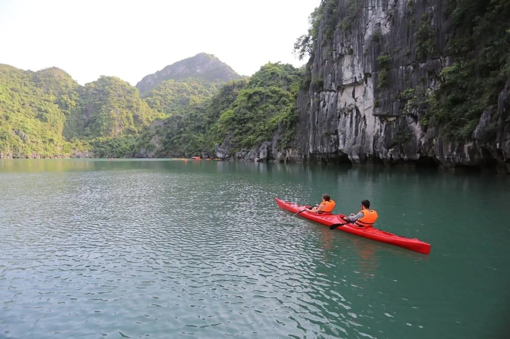 Secret Halong Cruise - photo 9