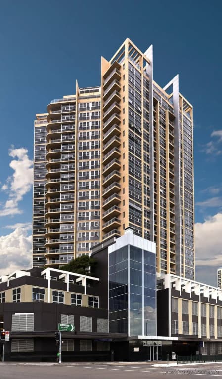 Meriton Suites Bondi Junction - photo 1
