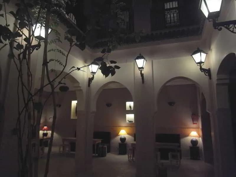 Riad Bazaar Cafe - photo 8
