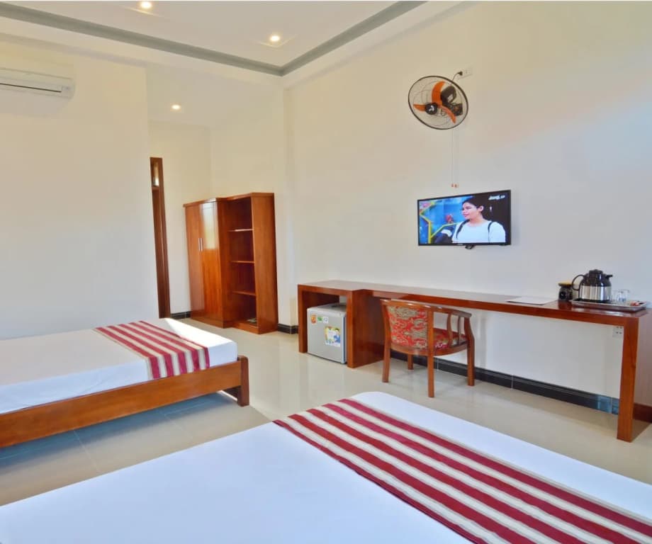 The Field Homestay - main photo