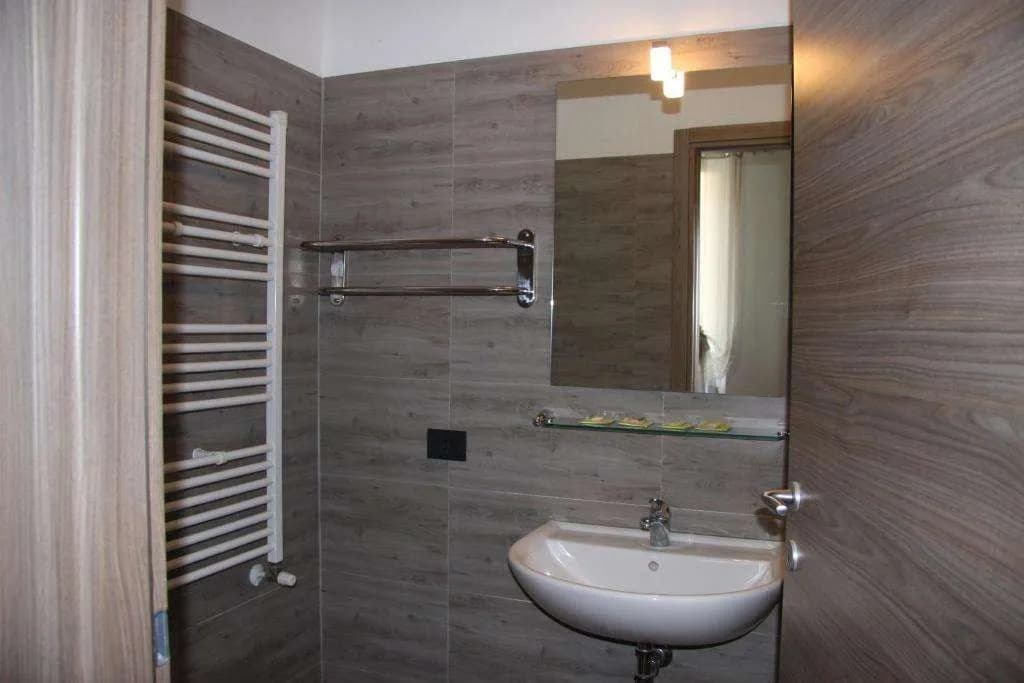 Hotel Adelchi - photo 9
