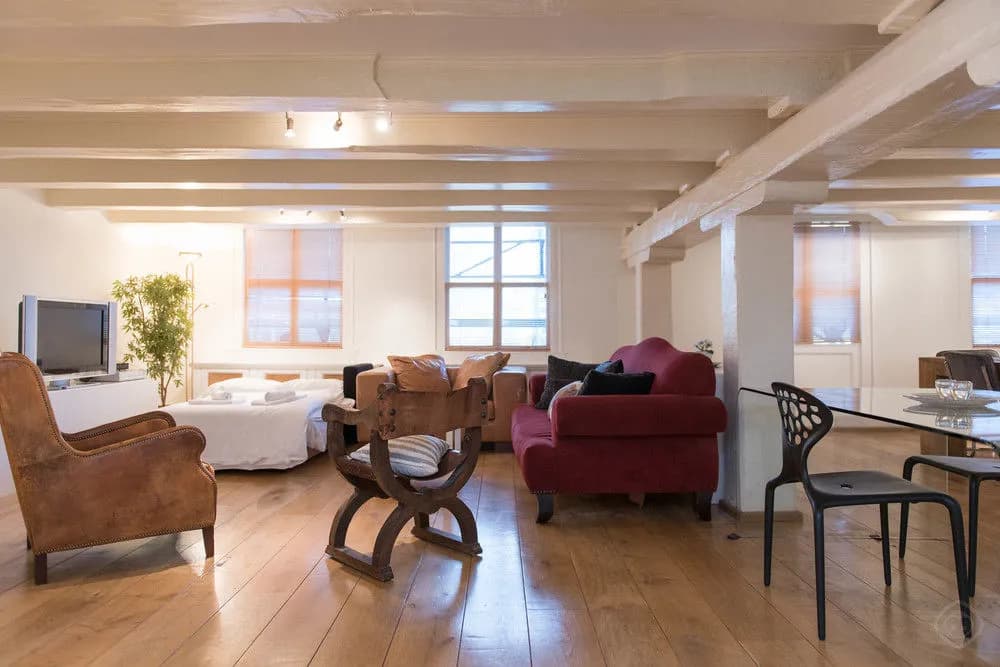 Centre Area Apartments - photo 2