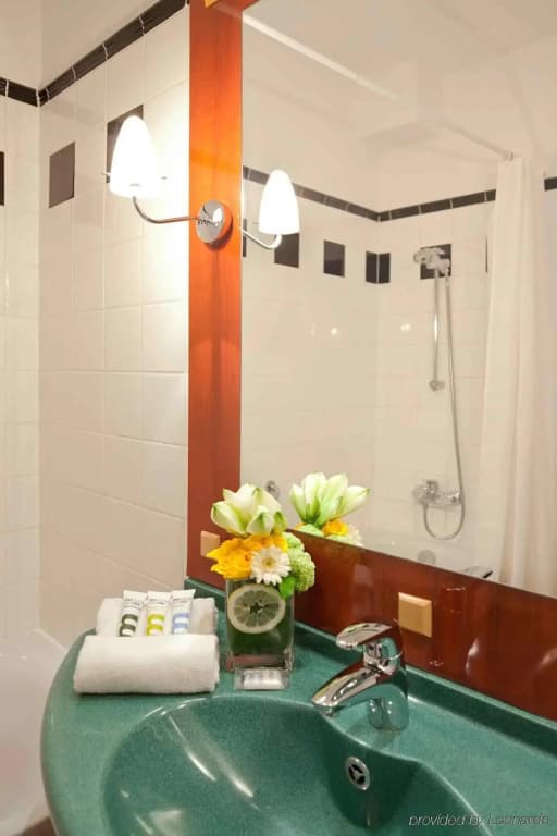 Ibis Styles Budapest Center - photo 16