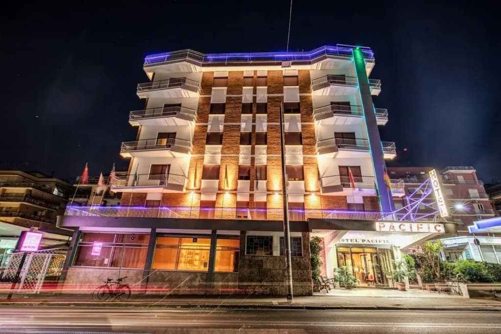 Hotel Pacific Roma - photo 1