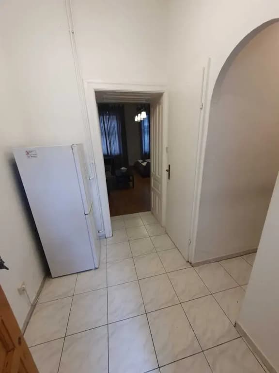 Modern 2BR Apt Downtown Long Stay - photo 1