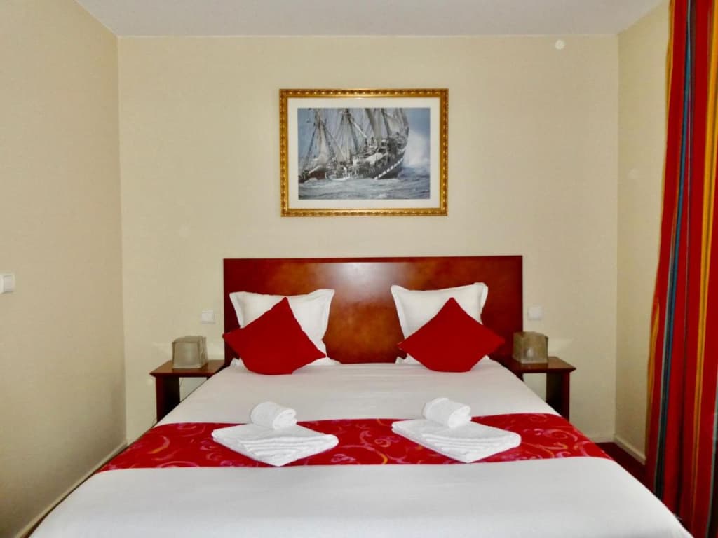 Bellevue Paris Montmartre Hotel - photo 44
