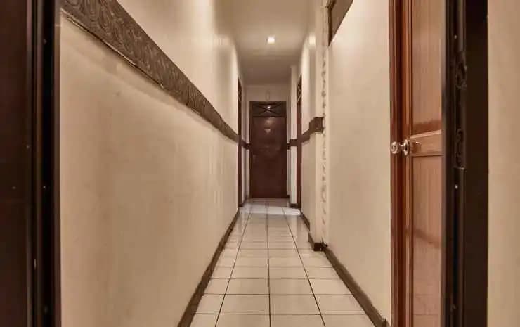 Tator Hotel - photo 3