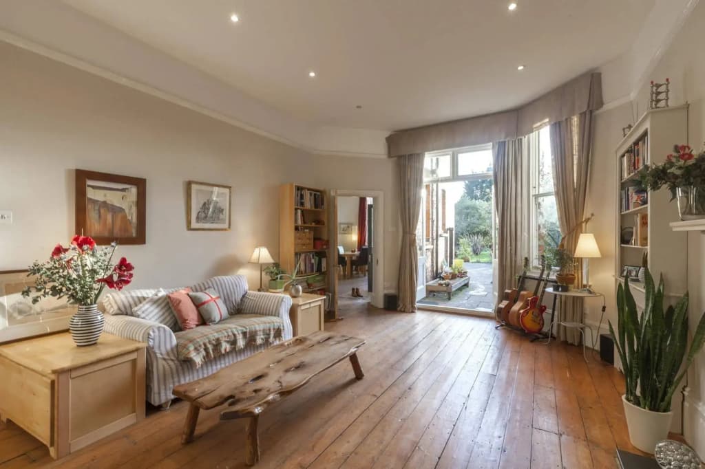 onefinestay - Queen's Park private homes - photo 3