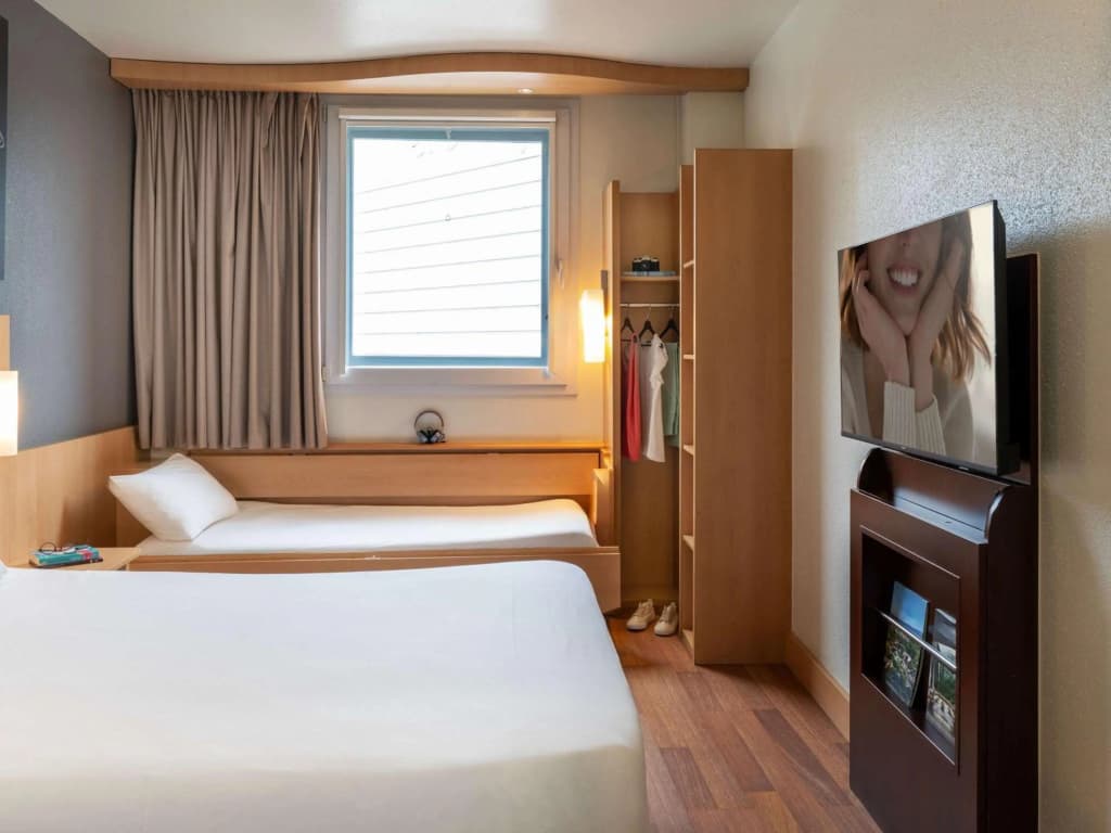 ibis Barcelona Meridiana Hotel - photo 8