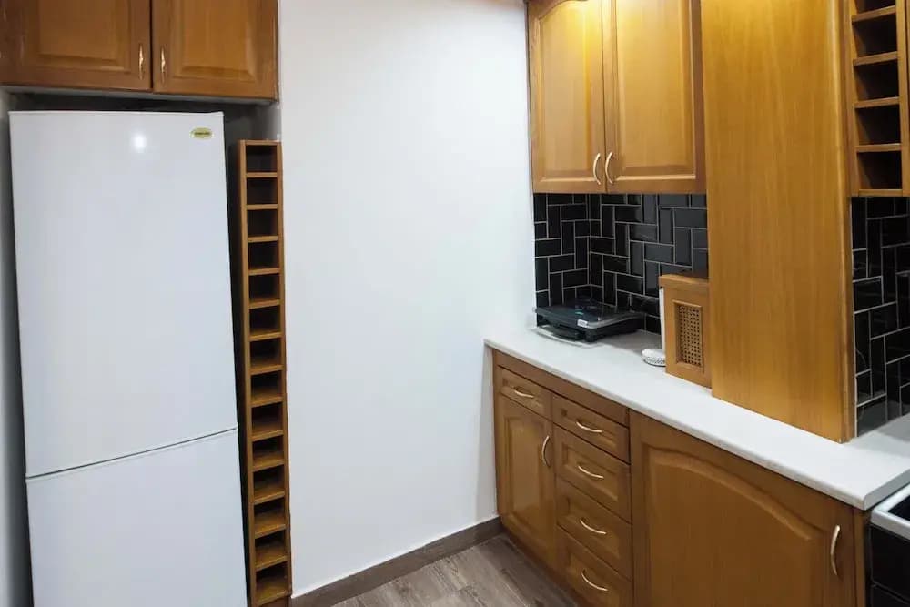Stylish Renovated 2 Bd Apt in Exarcheia - photo 18