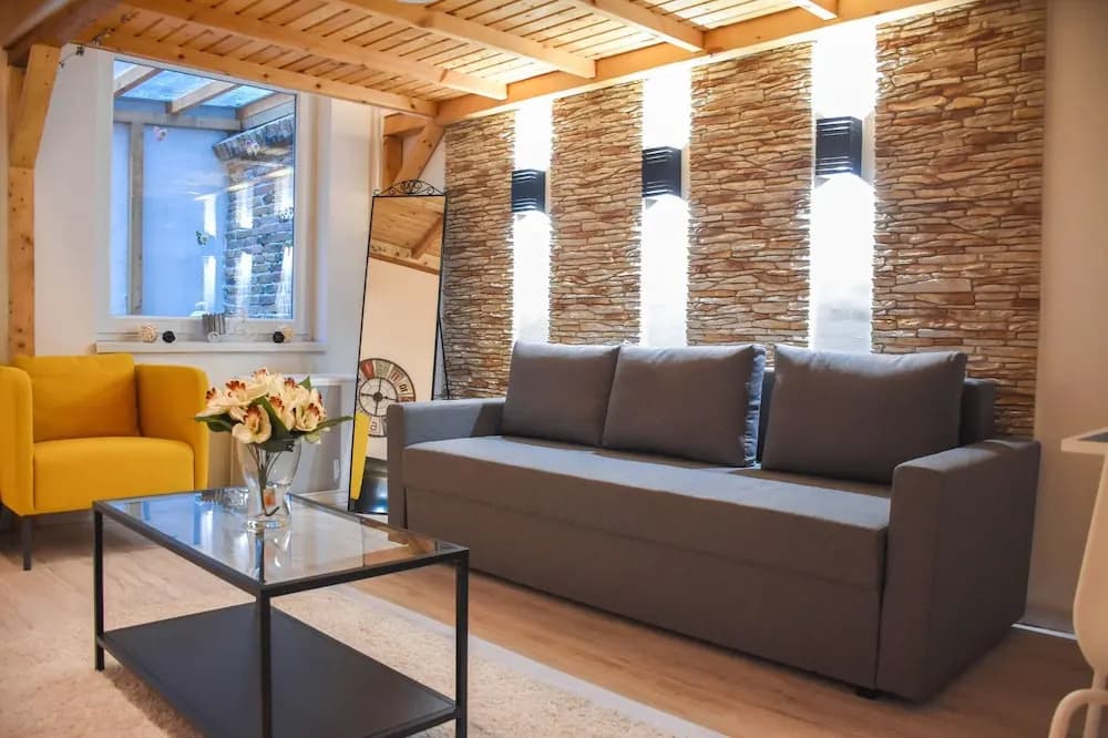 Cosy flat with balcony - photo 13