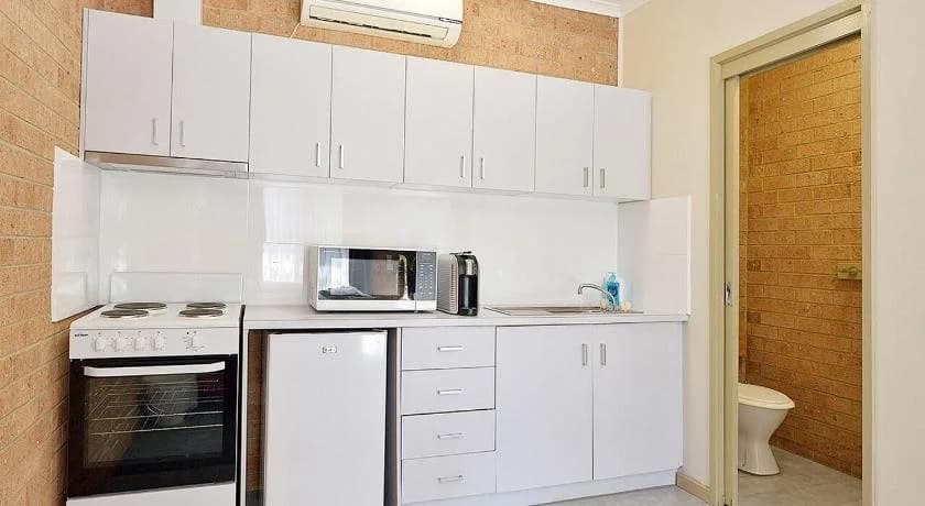 Cranbourne Motor Inn - photo 15