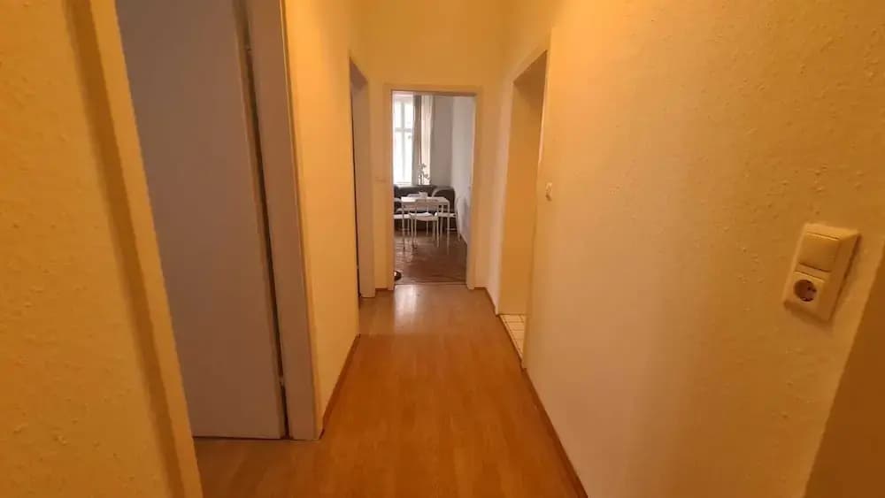 Chic 3BR Belvedere Apartment - photo 9