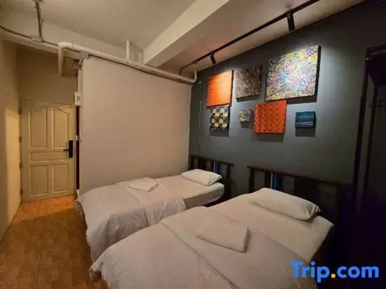 Lhong Krung Hostel - photo 13