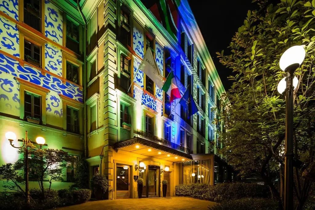 The Carlton - photo 27