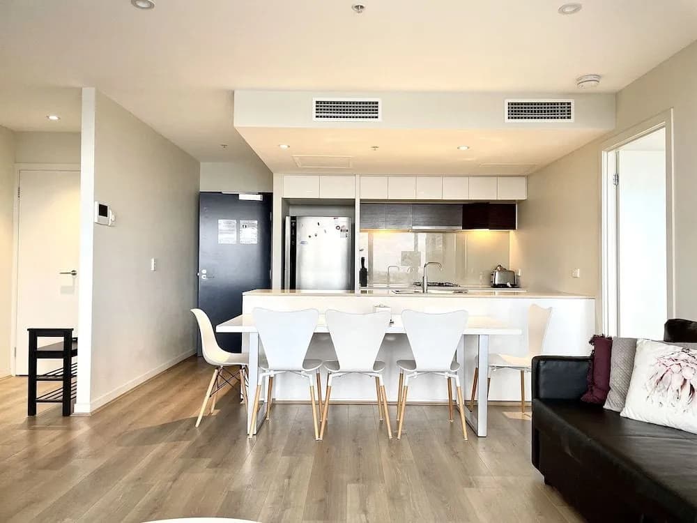 Readyset Apartments Stadium South - photo 5