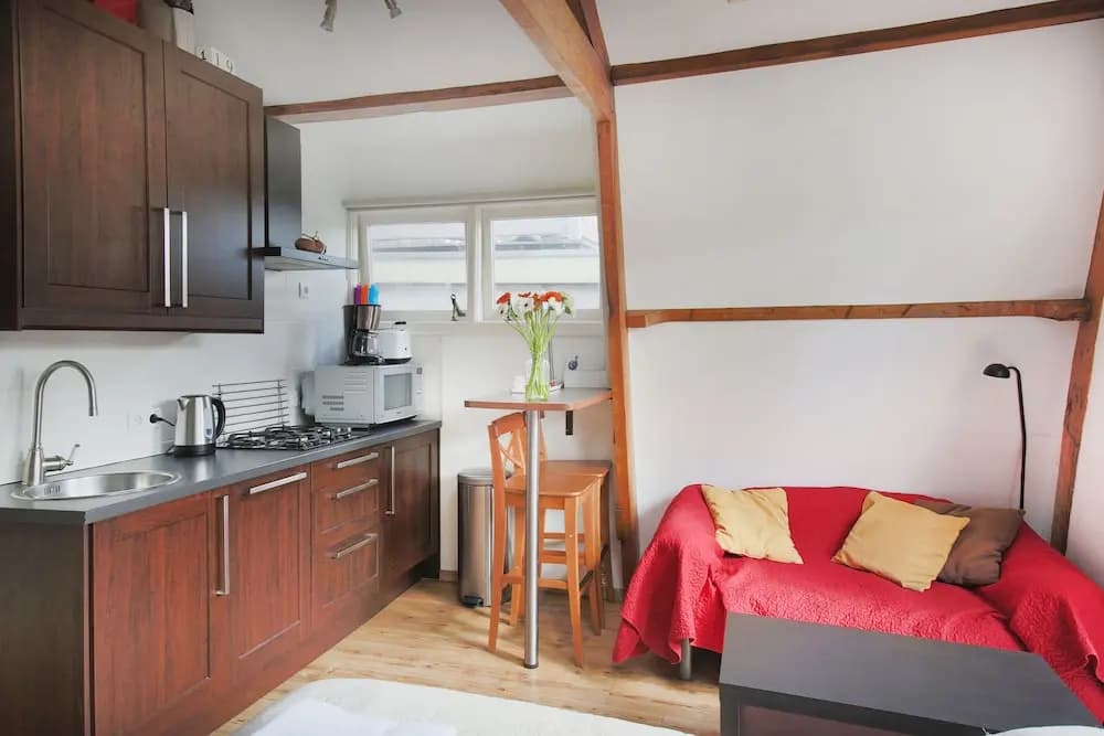 Cozy Comfortable Studio At The Canals - photo 13