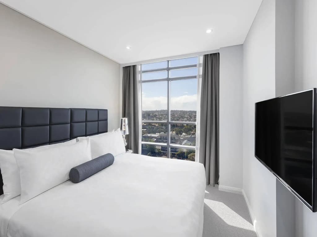 Meriton Suites North Sydney - photo 3