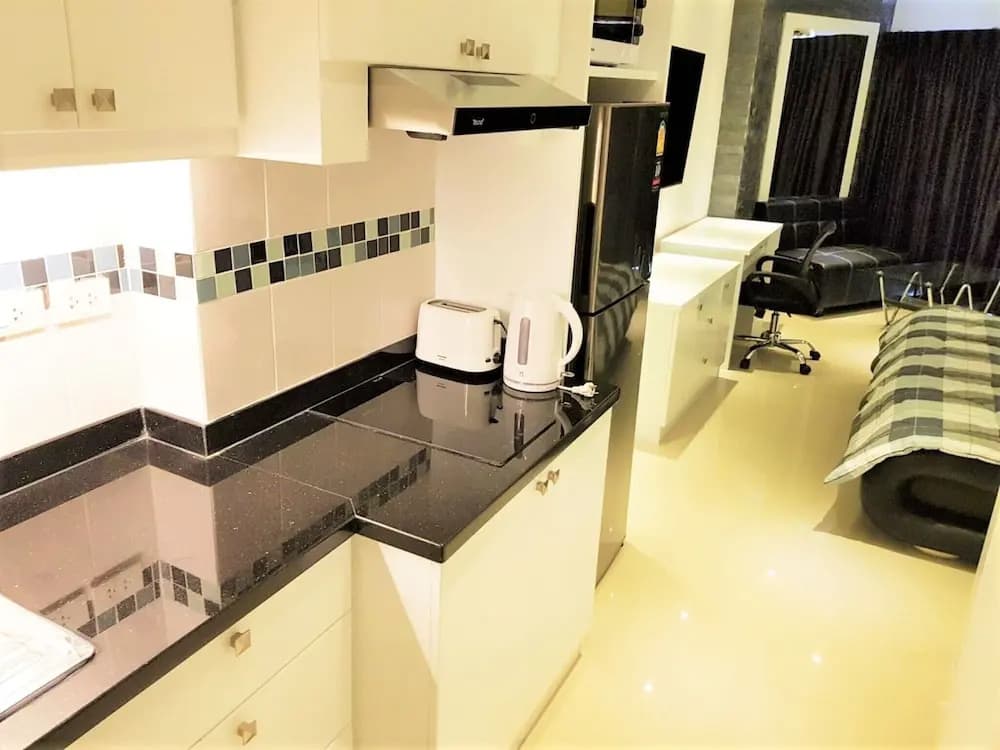 11th Floor Studio at View Talay 1 - photo 19