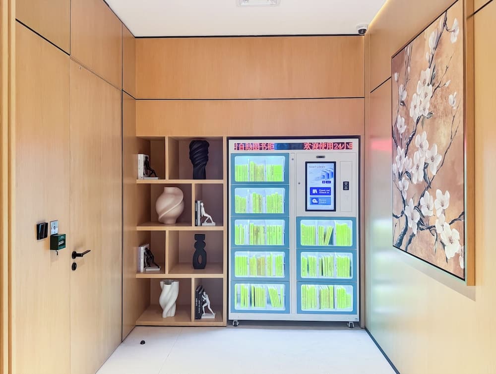 PVH - Royal Regency - Modern Studio - photo 1