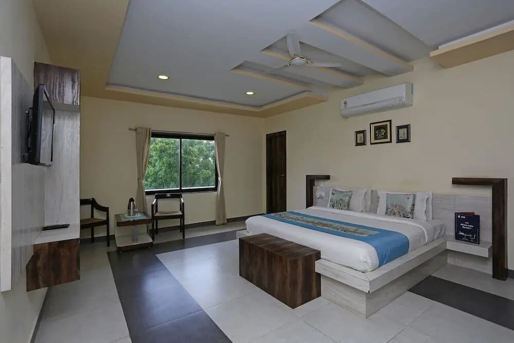Anantkoti Hotel by OYO - photo 6