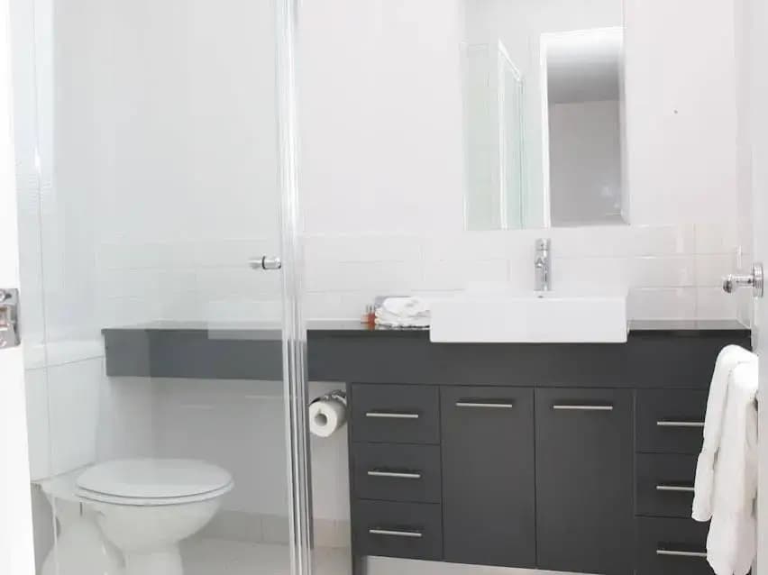 Beachside Apartments - photo 4
