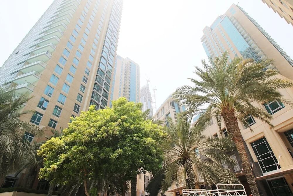 R&H Burj Residences - main photo