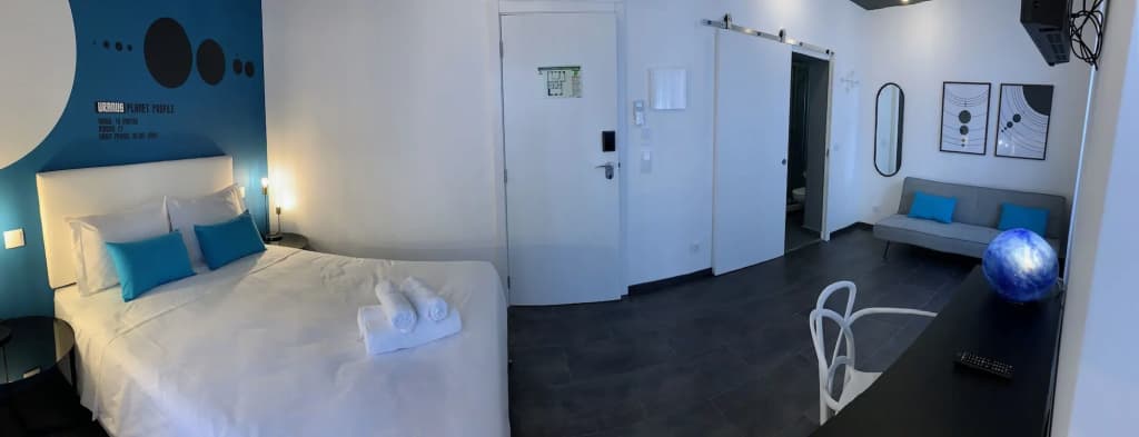 Planet House - photo 1
