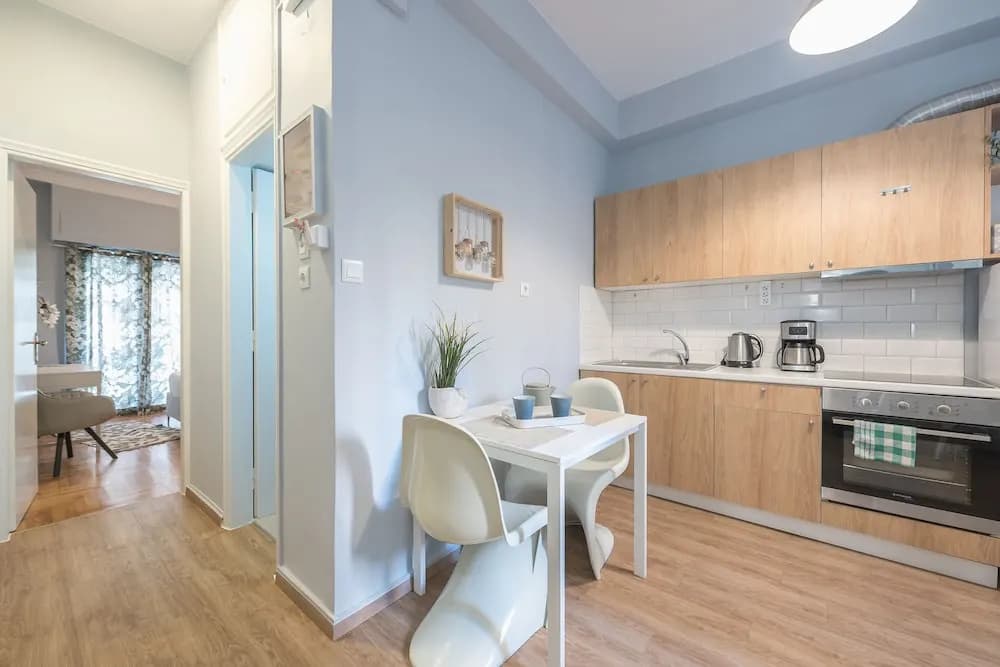 City Nest Apartment by Cloudkeys - photo 12