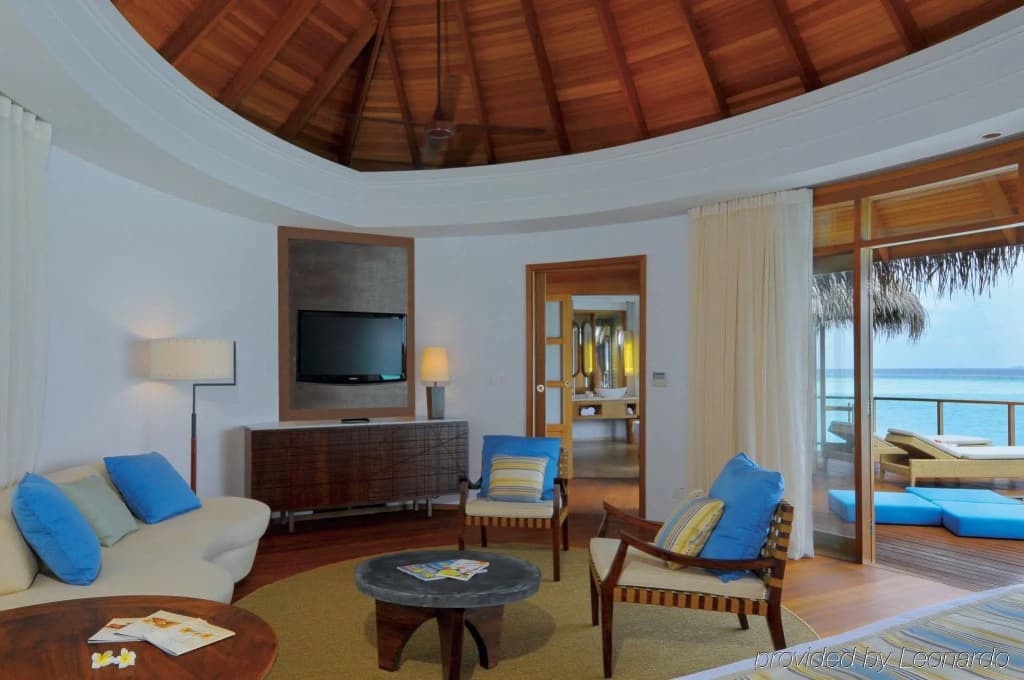 Constance Halaveli Maldives - photo 9