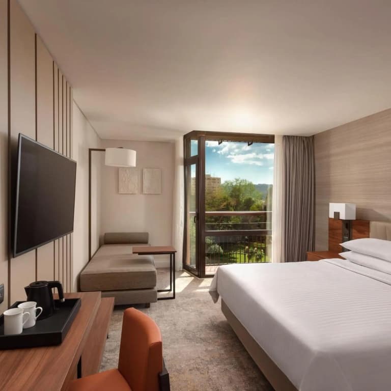 Lisbon Marriott Hotel - photo 48
