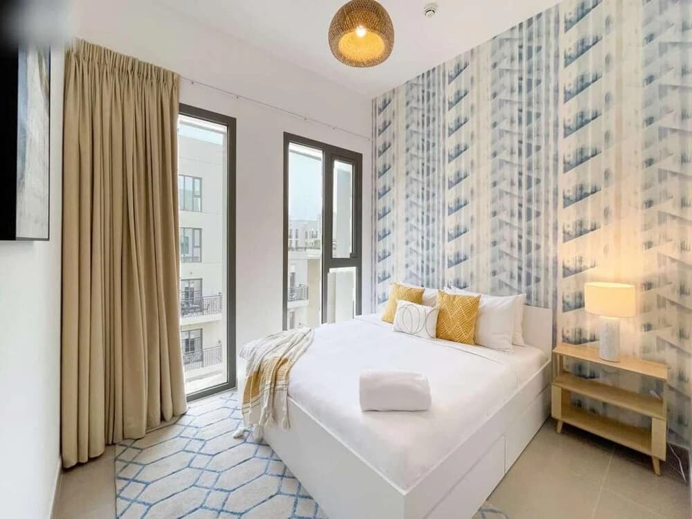 Fancy 2BR Apt Town Square - photo 5