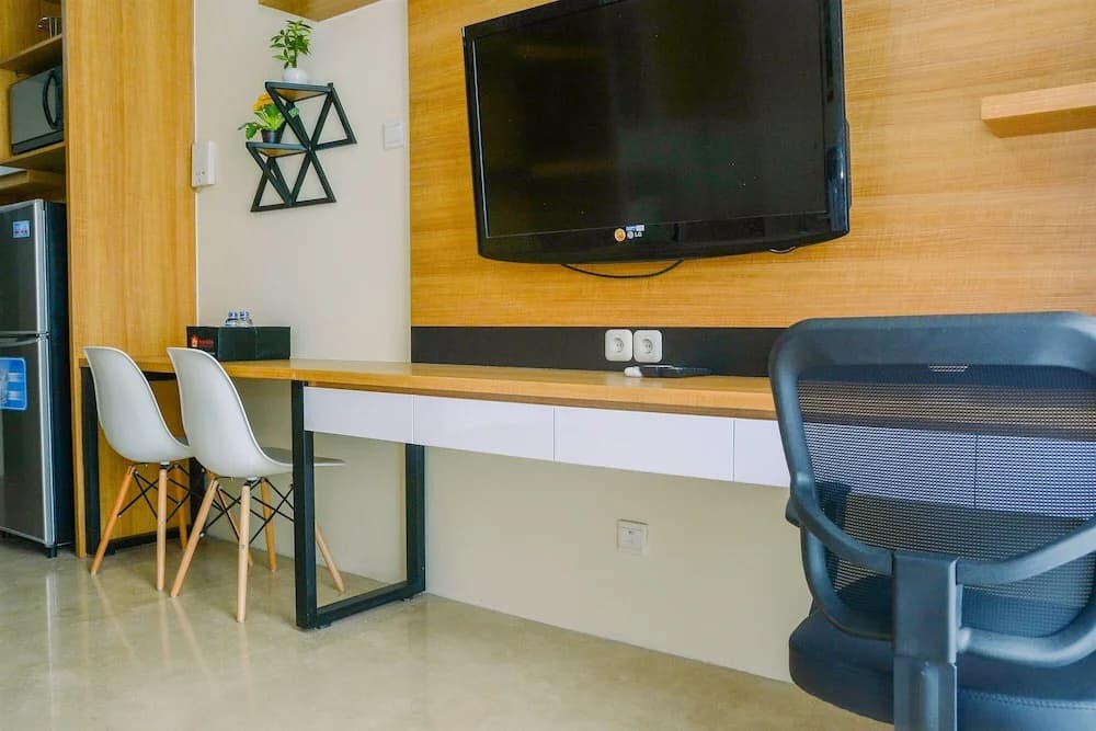 Highest Value Studio Apartment at Lexington Residence - photo 3