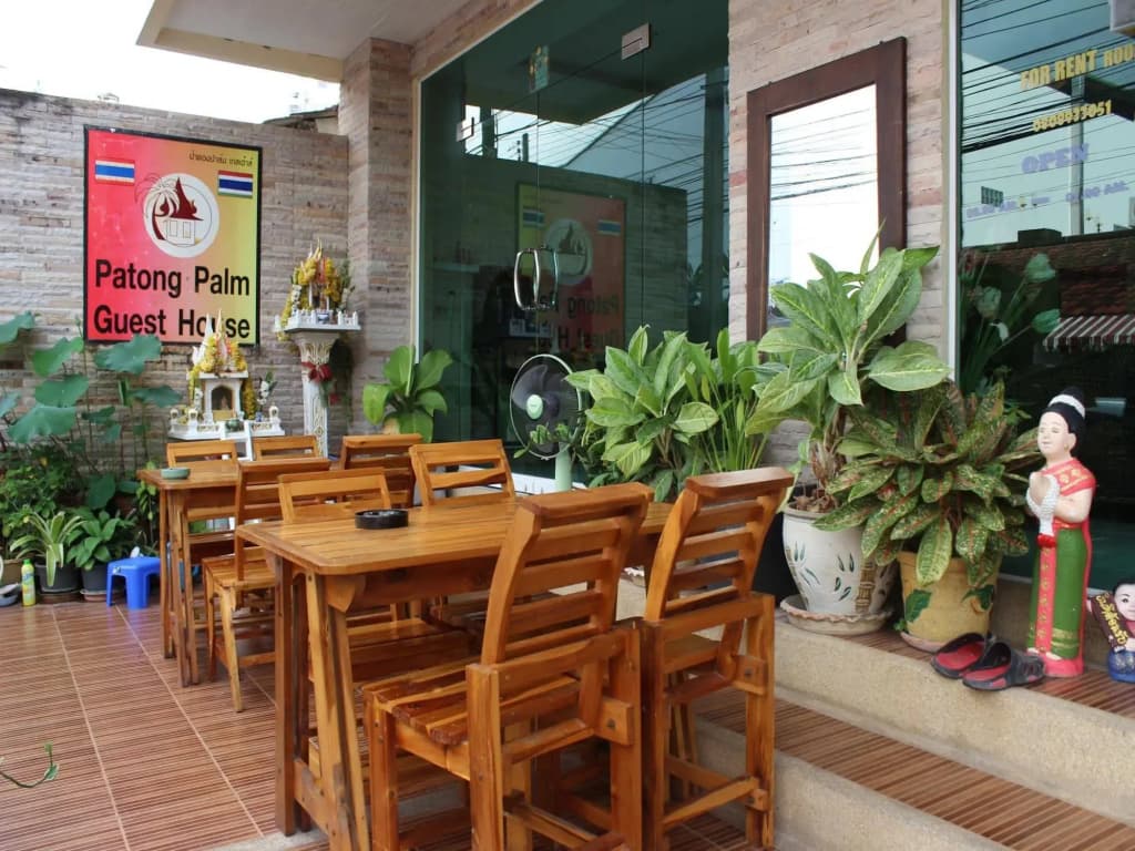 Patong Palm Guesthouse - photo 12