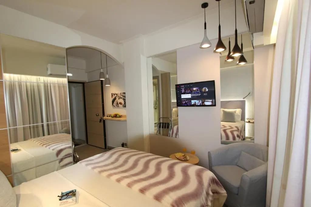 Aiolos Apartments Ermou 64 4th Floor - photo 4