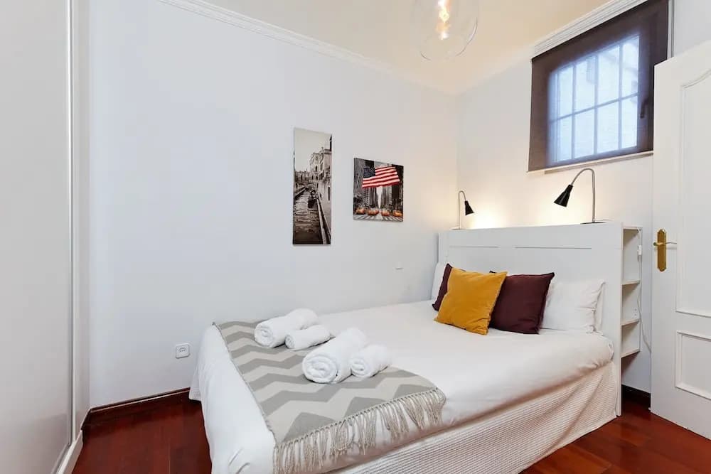 Chueca Barbieri City Center - photo 2